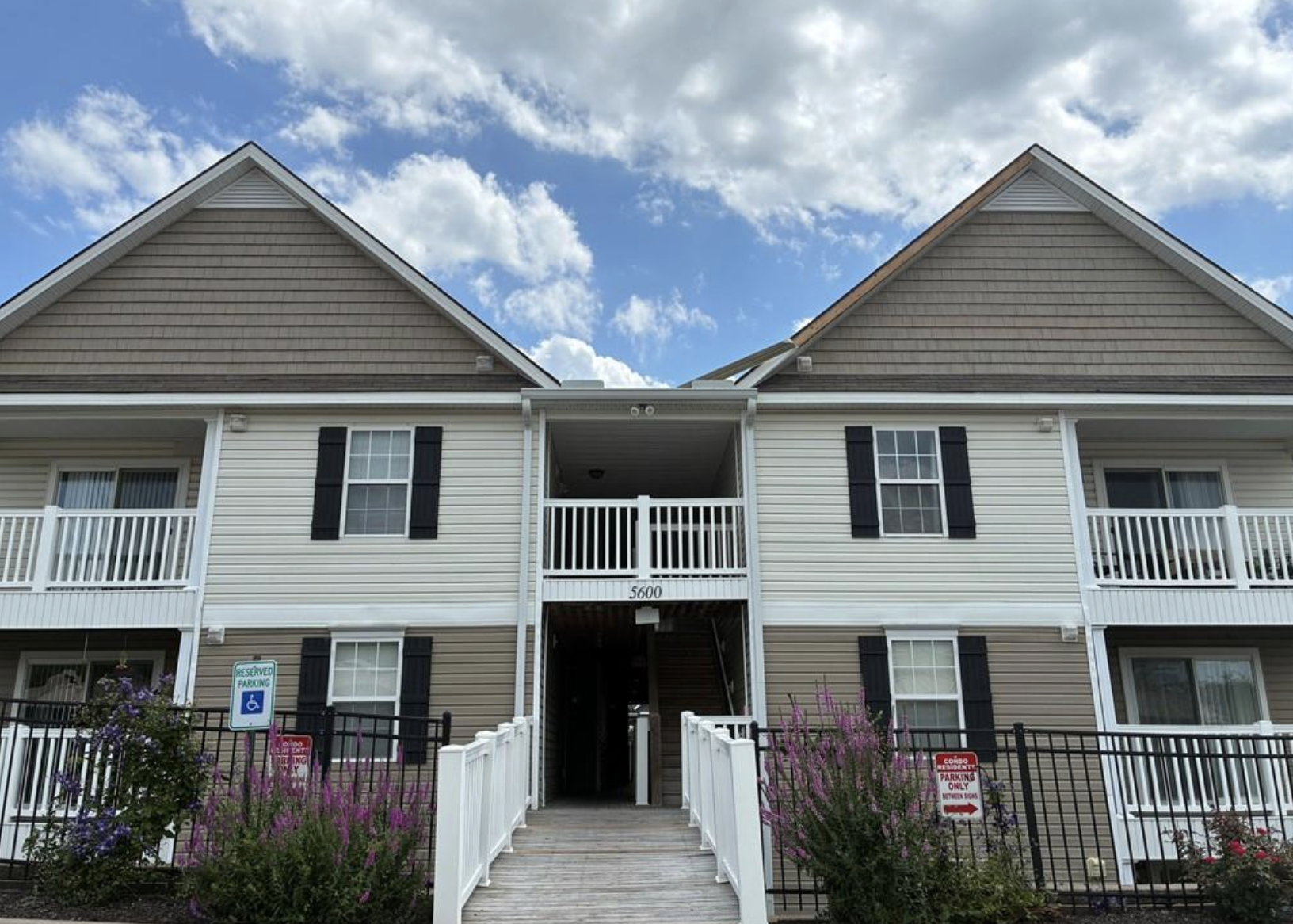 5600 NE 80th Unit 2A Terrace